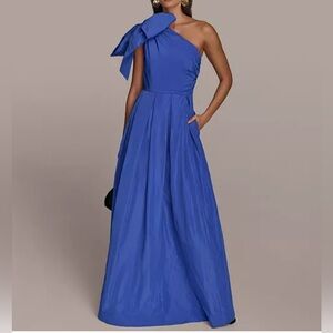 DONNA KARAN ONE-SHOULDER BAWL GOWN